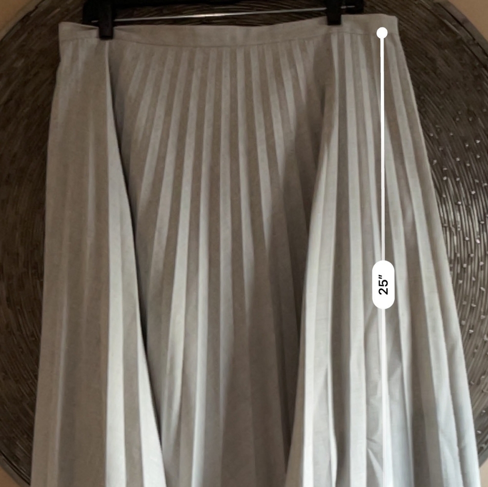 Women's skirt